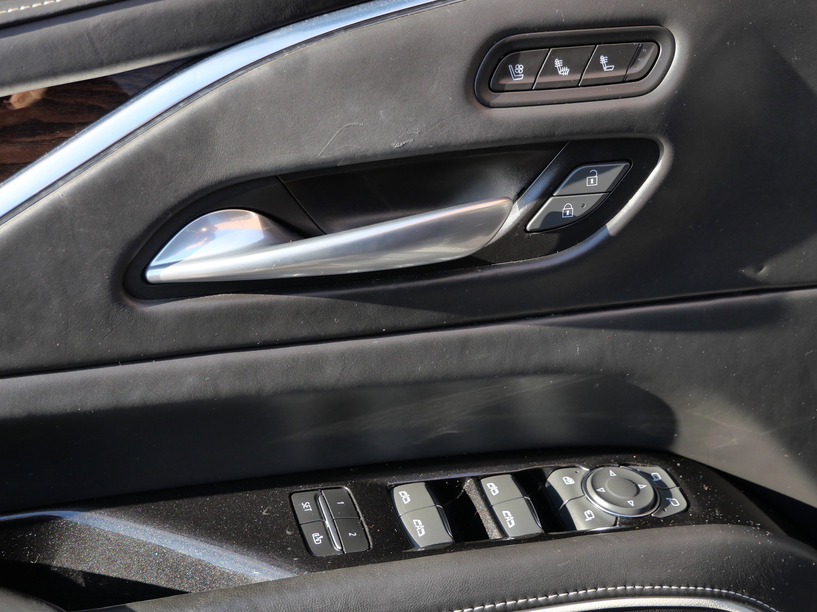 Certified 2021 Cadillac Escalade Sport Platinum image 9