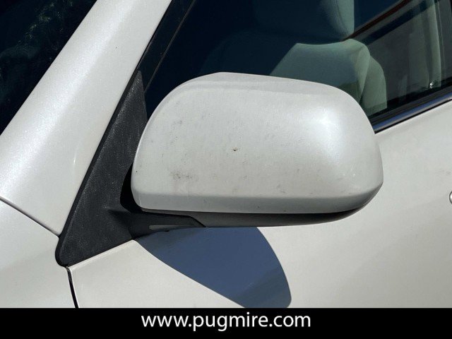 Used 2011 Toyota Highlander 2WD w/ Tech Pkg image 10