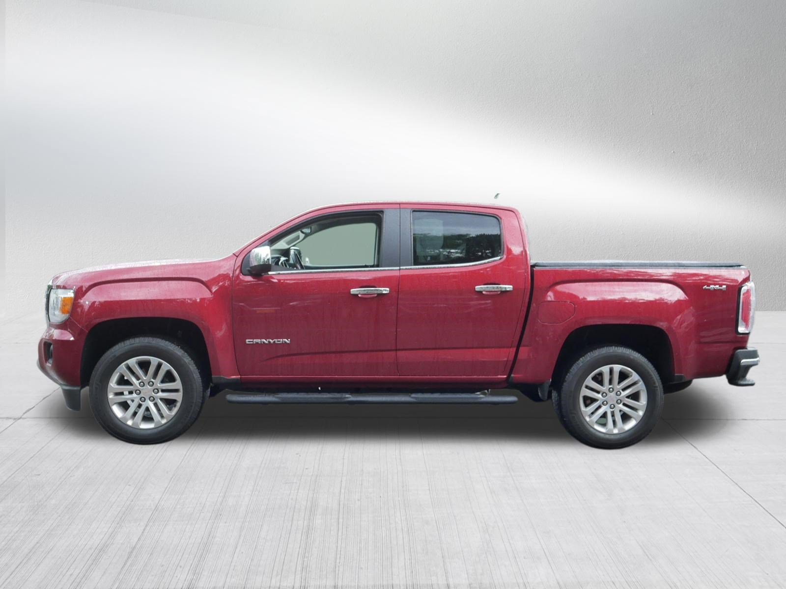 Used 2019 GMC Canyon SLT w/ Driver Alert Package AWD/4WD image 4