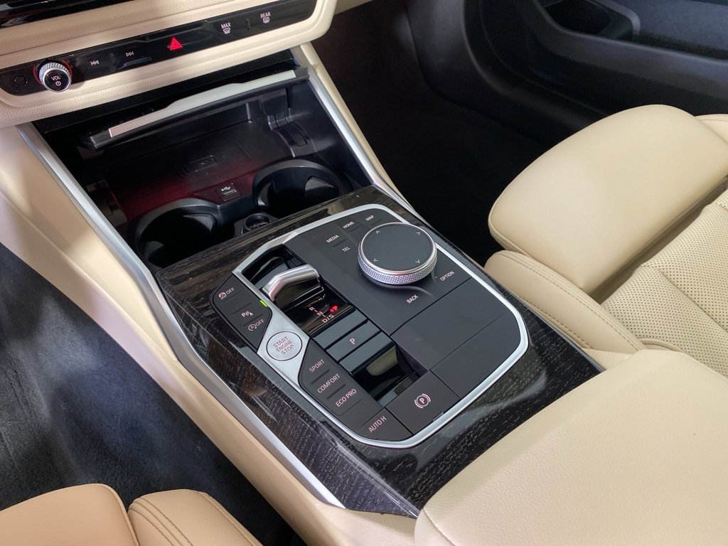 Certified 2023 BMW 330i xDrive Sedan w/ Driving Assistance Package image 26