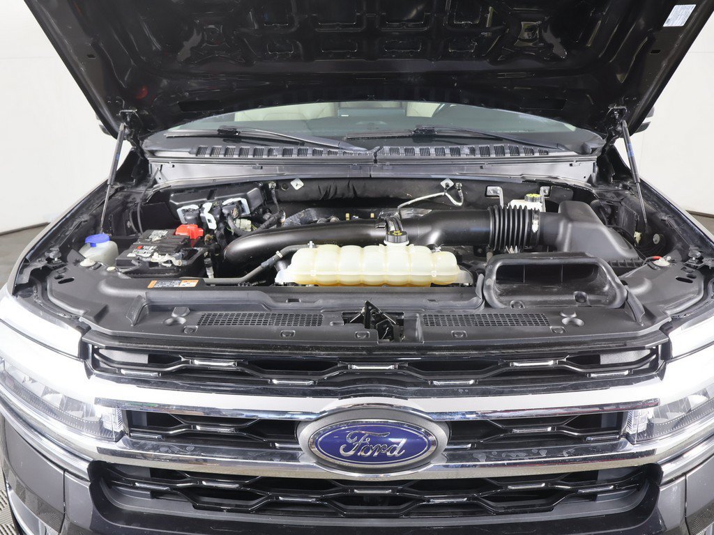Used 2024 Ford Expedition Max Limited AWD/4WD image 27
