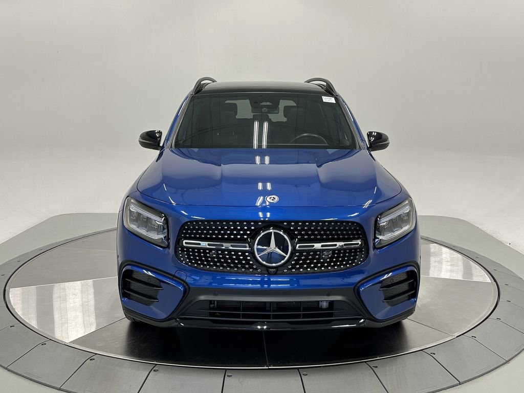 Certified 2025 Mercedes-Benz GLB 250 image 2