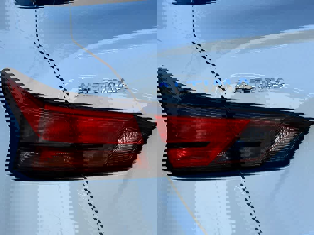 Used 2020 Nissan Altima 2.5 S image 7