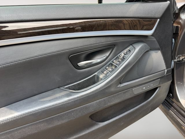 Used 2015 BMW 535i xDrive Sedan AWD/4WD image 10