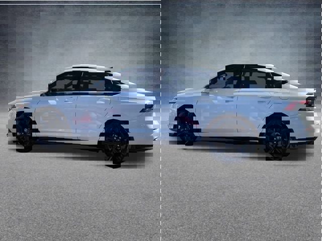 Used 2023 Honda Accord Sport image 6