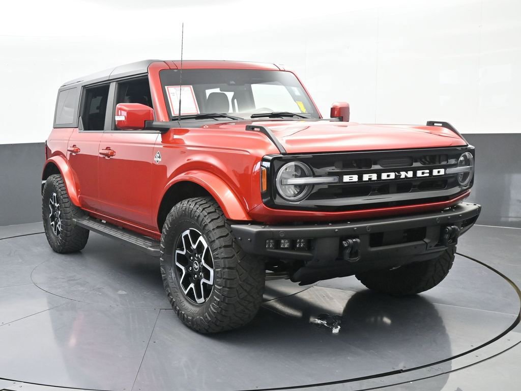 Used 2022 Ford Bronco Outer Banks image 9