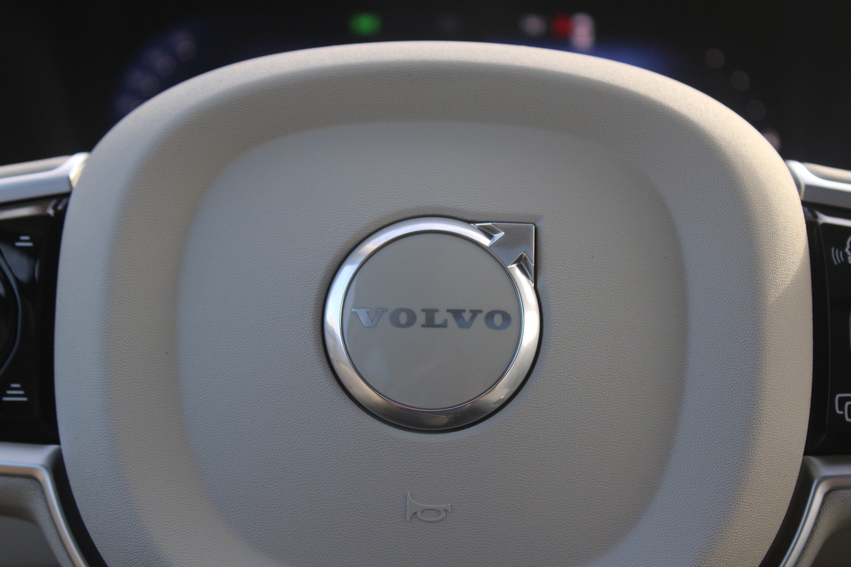 New 2026 Volvo XC90 T8 Ultra w/ Protection Package Premier AWD/4WD image 20