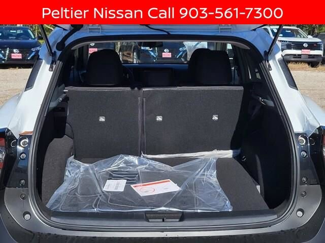 New 2025 Nissan Kicks SV w/ Illumination Package image 6