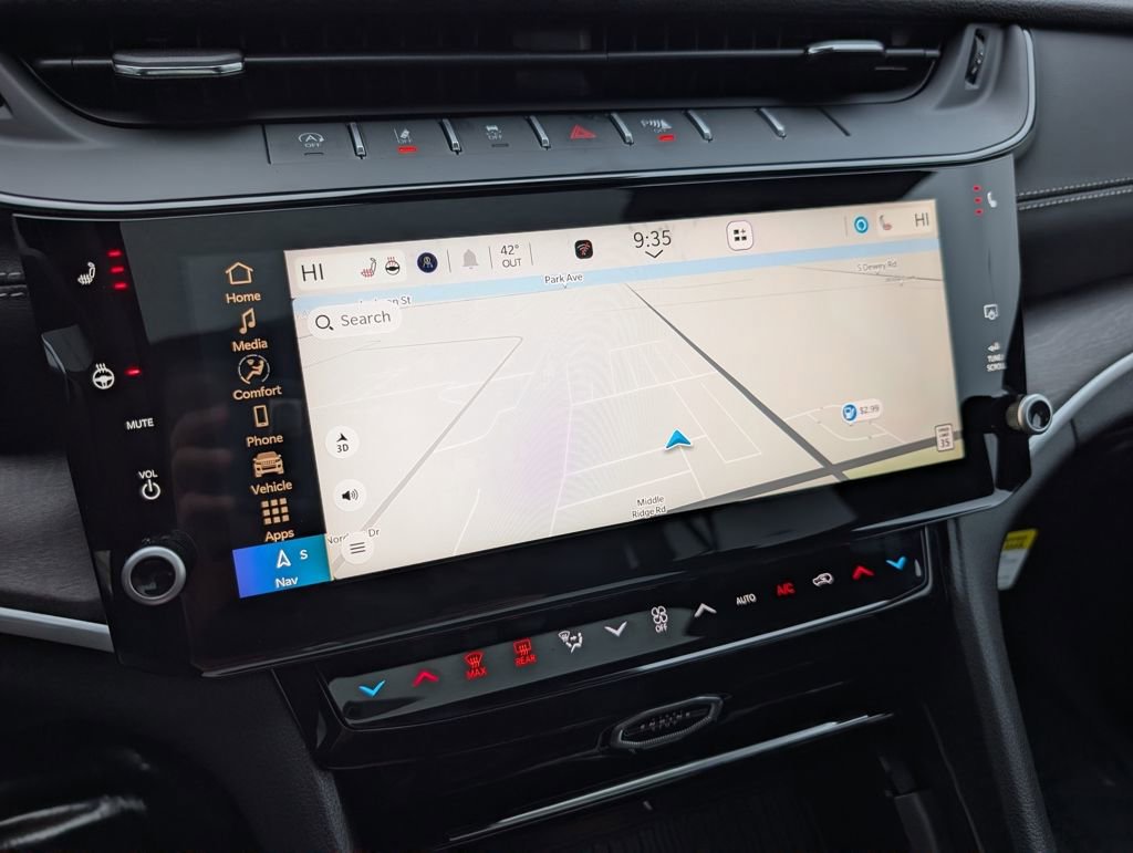 New 2026 Jeep Grand Cherokee Altitude image 25