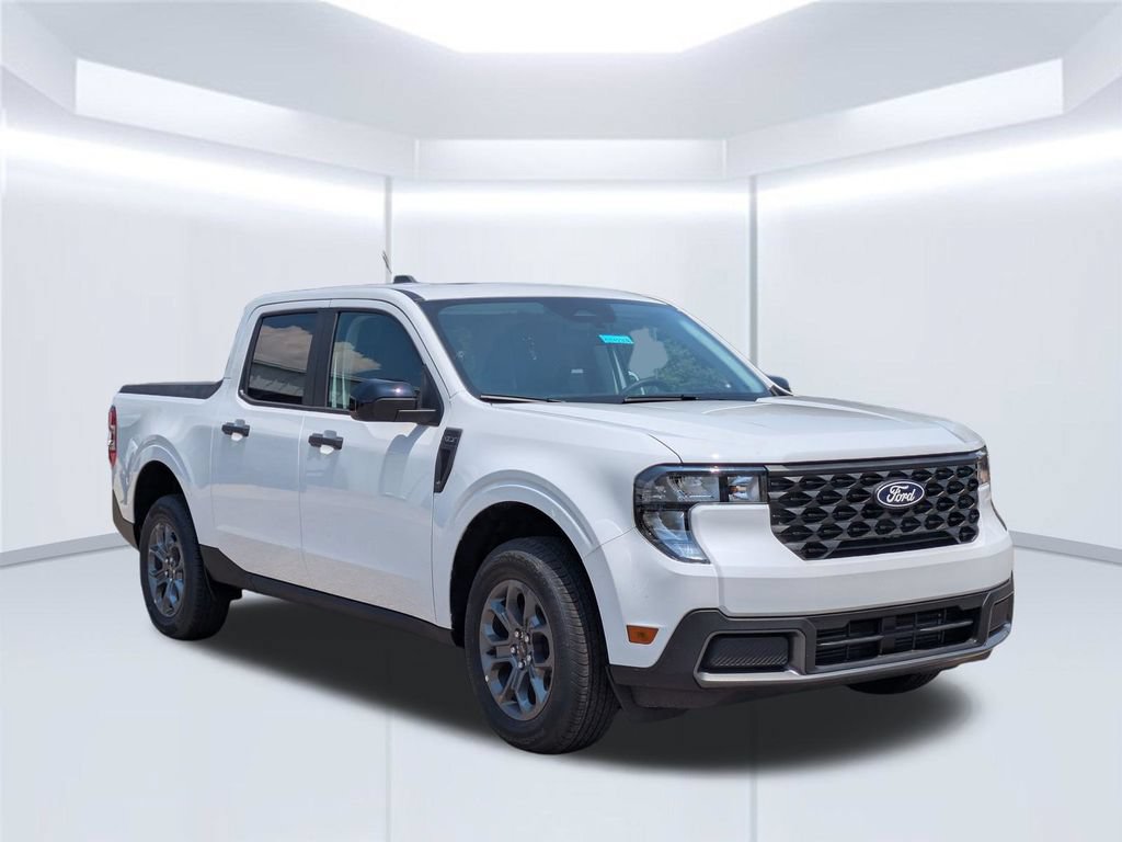 New 2025 Ford Maverick XLT w/ XLT Luxury Package AWD/4WD image 9