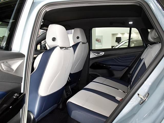 New 2026 Volkswagen ID.4 Pro S image 8