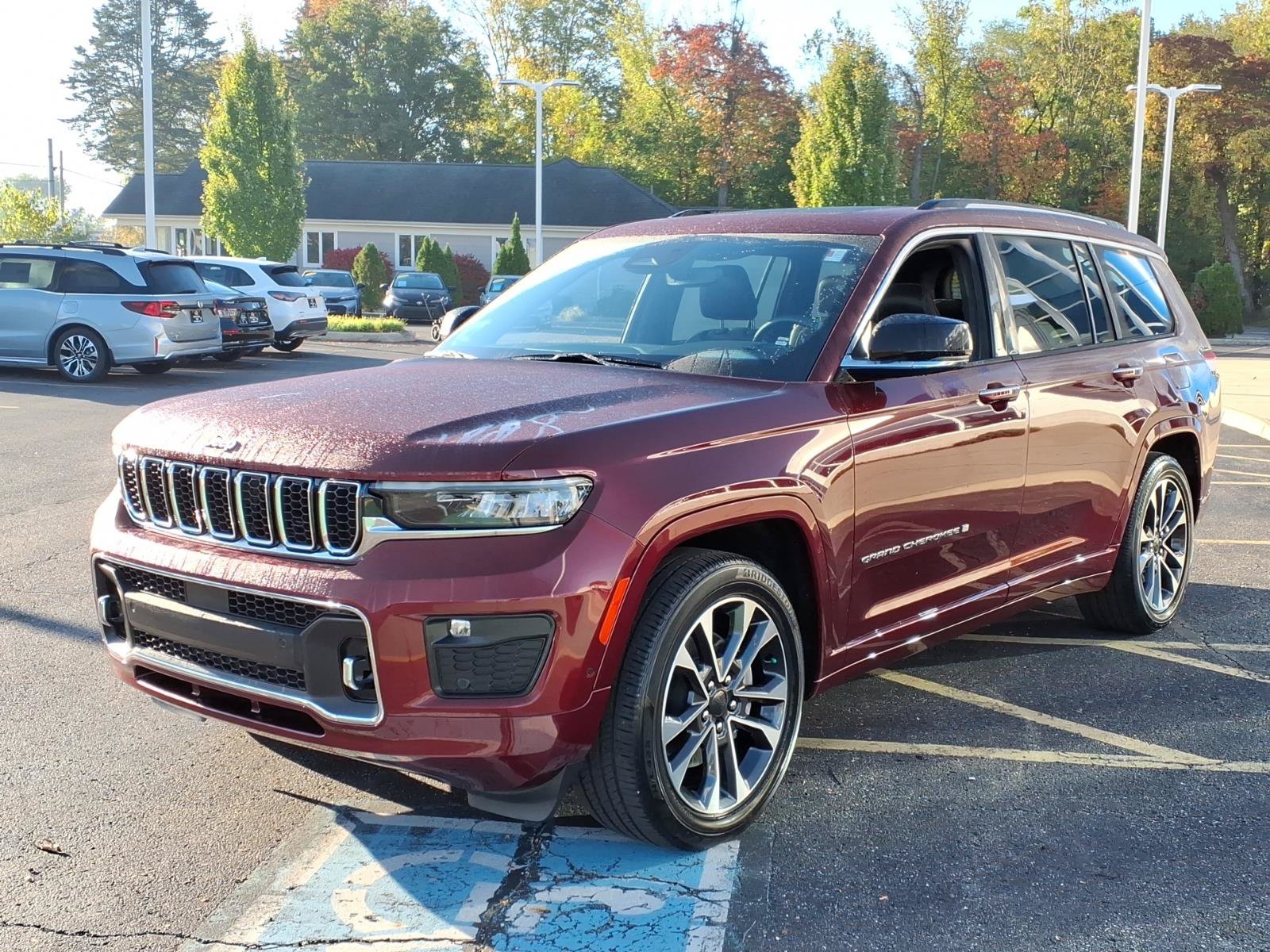 Used 2023 Jeep Grand Cherokee L Overland AWD/4WD image 3