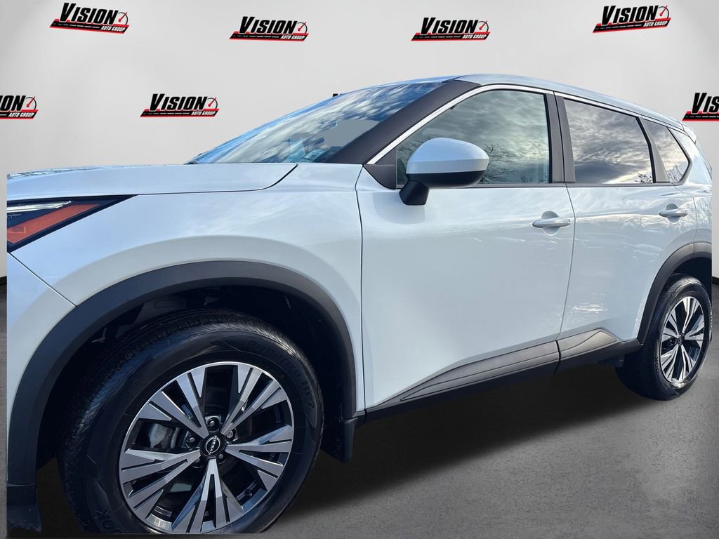 Used 2023 Nissan Rogue SV image 12