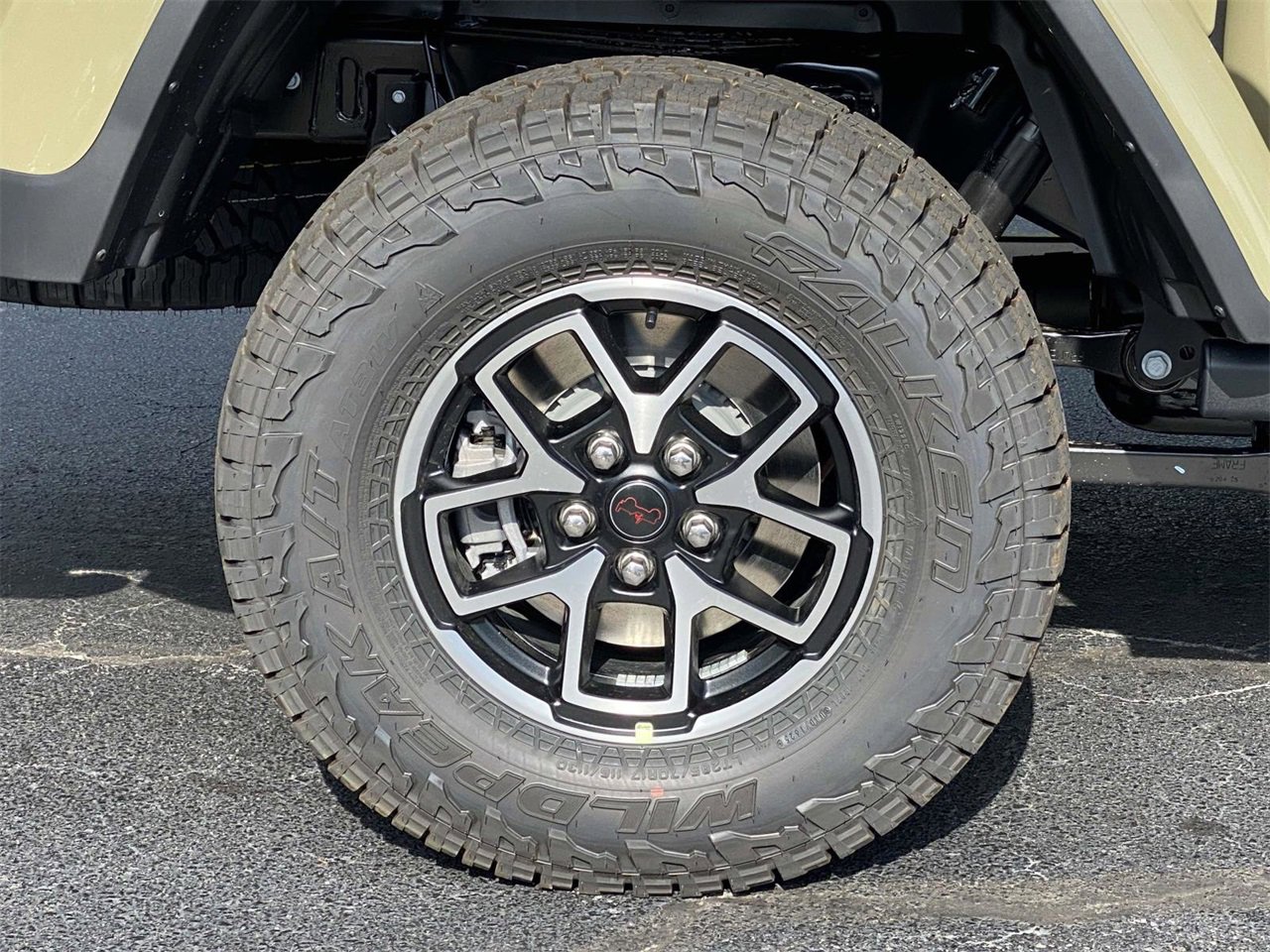 New 2025 Jeep Gladiator Rubicon image 36