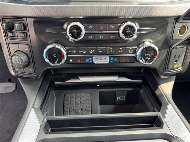 New 2025 Ford F350 Platinum w/ Tremor Off-Road Package image 23