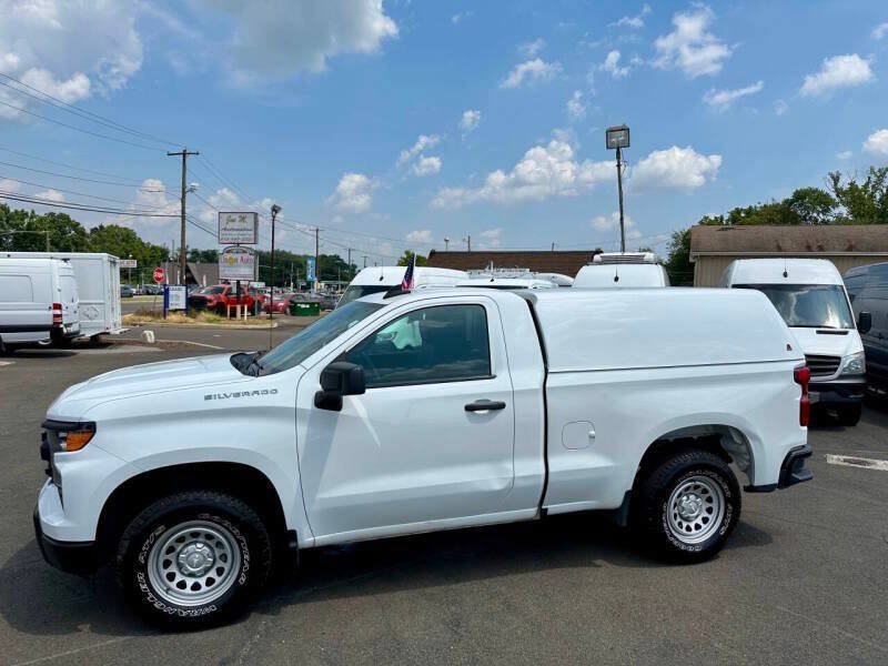 Used 2023 Chevrolet Silverado 1500 W/T RWD image 3