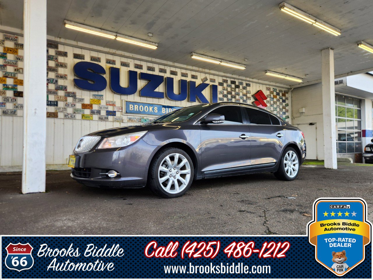 Used 2012 Buick LaCrosse Touring image 1