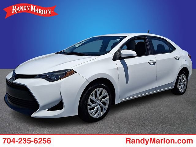 Used 2018 Toyota Corolla LE FWD image 1