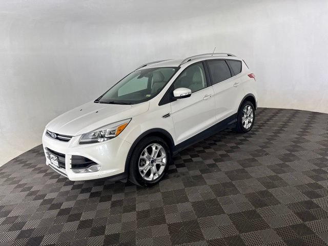 Used 2016 Ford Escape Titanium w/ Equipment Group 301A AWD/4WD image 5