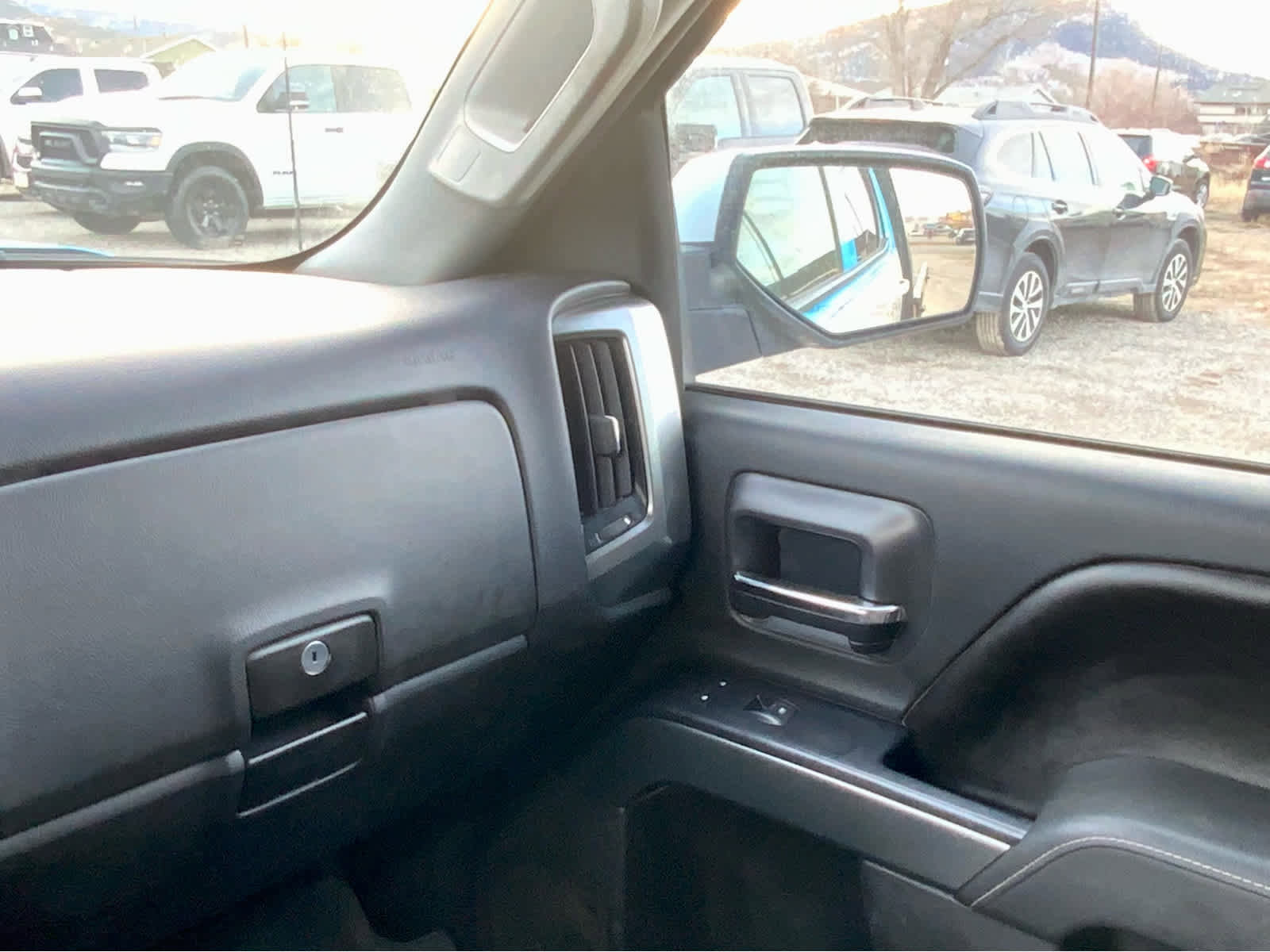 Used 2015 Chevrolet Silverado 2500 LT image 36