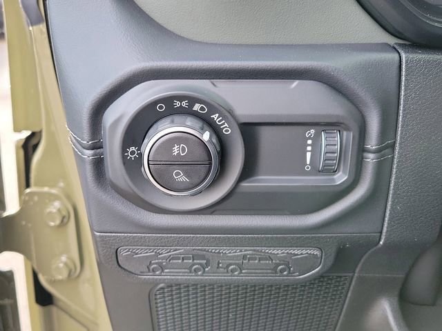 New 2026 Jeep Gladiator Mojave image 9