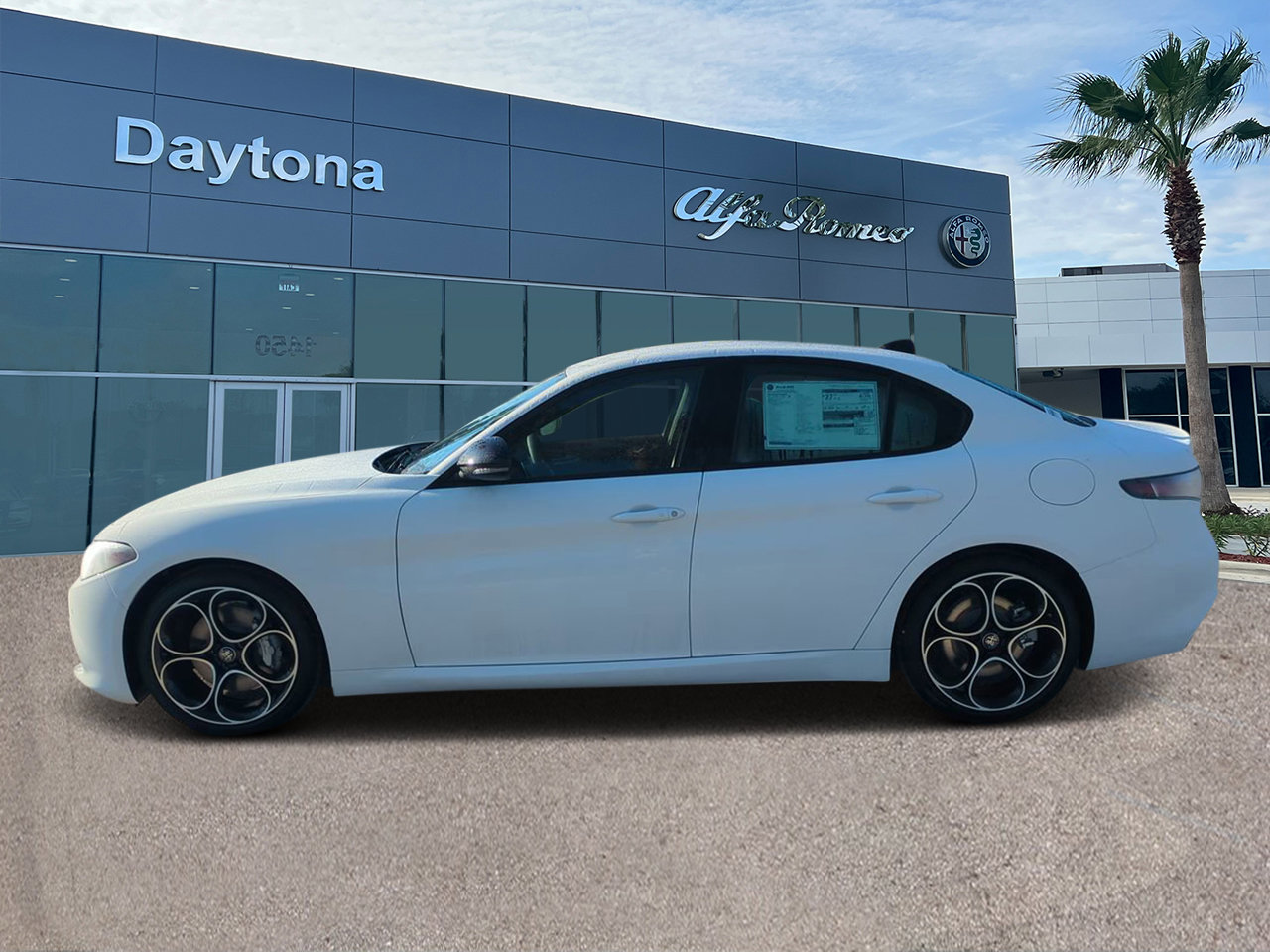 New 2025 Alfa Romeo Giulia w/ Driving Assist Package RWD image 6
