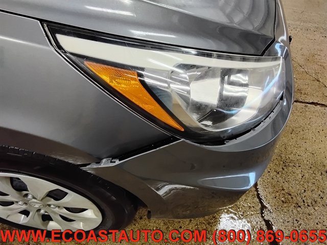 Used 2015 Hyundai Accent GLS FWD image 16