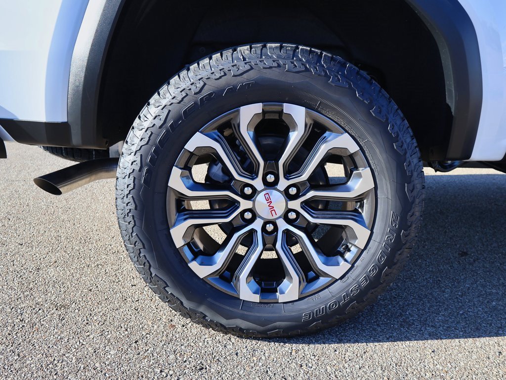 New 2026 GMC Canyon Denali image 33