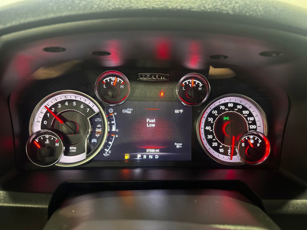 Used 2022 RAM 1500 Classic Warlock image 7