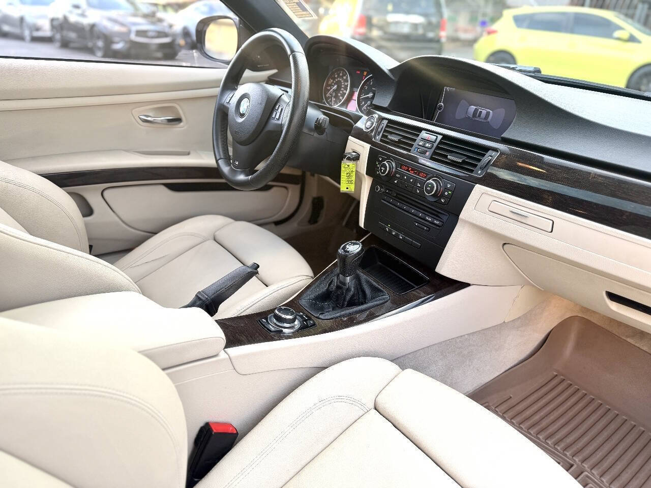 Used 2011 BMW 335i xDrive Coupe AWD/4WD image 12