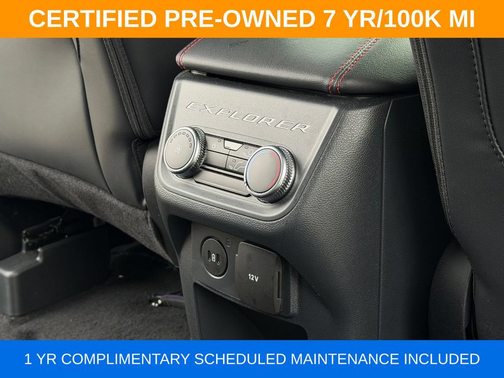 Used 2025 Ford Explorer ST-Line w/ ST-Line Street Pack AWD/4WD image 26