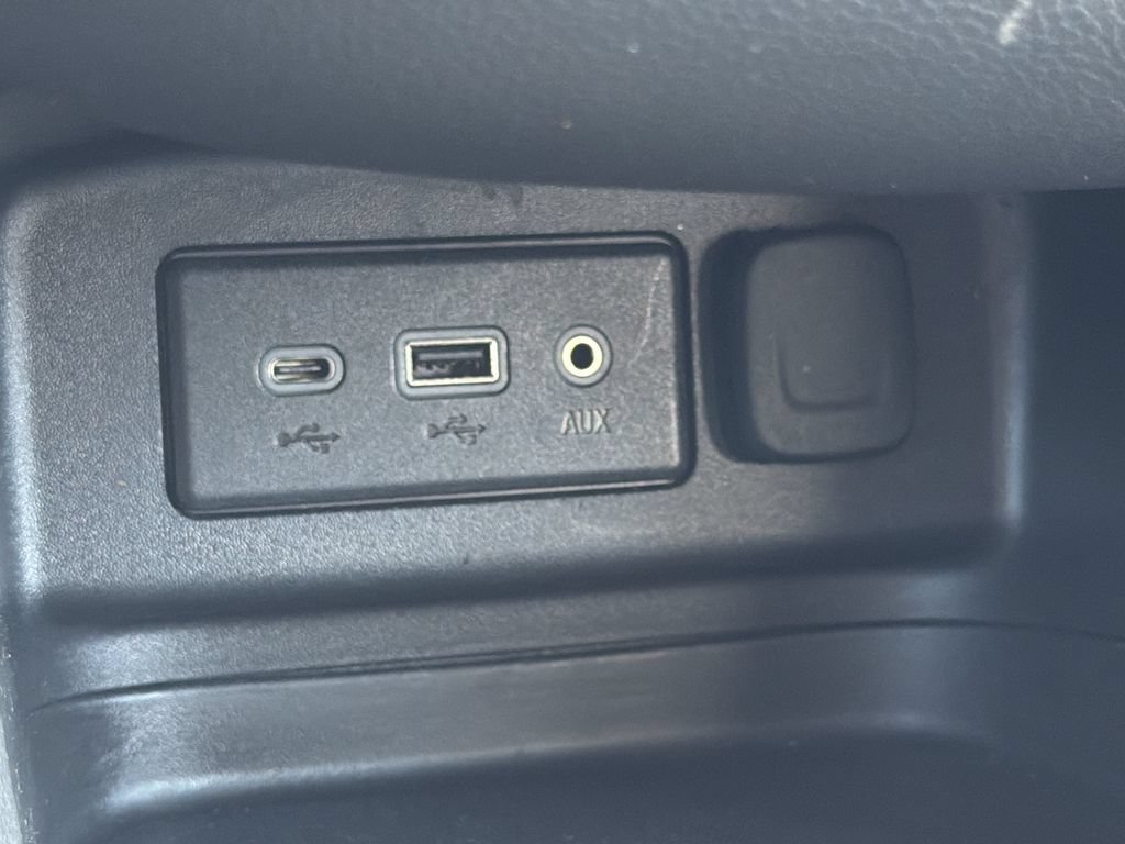 Used 2024 Chevrolet Equinox LT FWD image 7