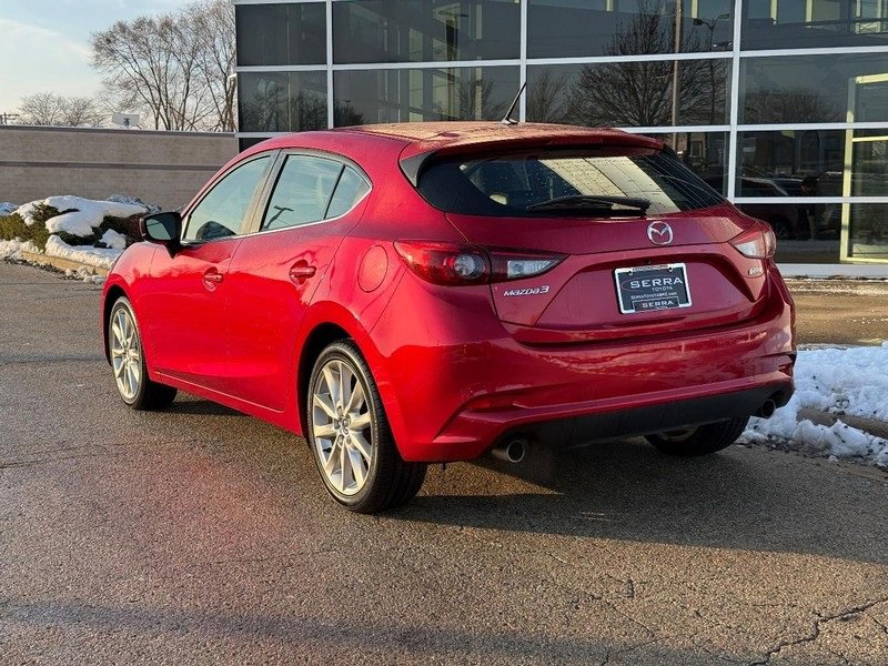 Used 2017 MAZDA MAZDA3 Touring image 5