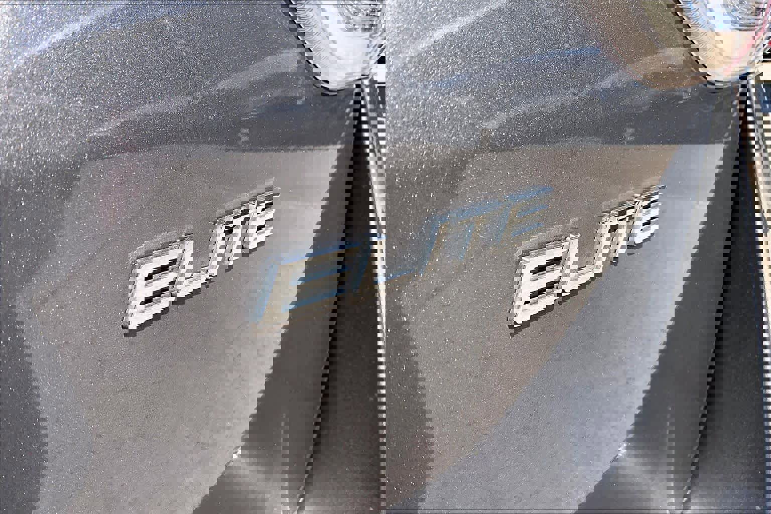 Used 2014 Honda Odyssey Touring Elite image 10