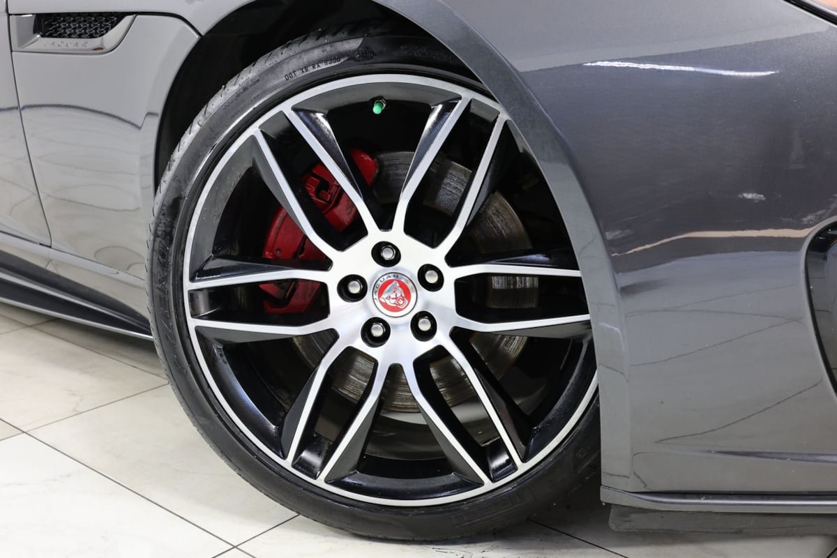 Used 2020 Jaguar F-TYPE Checkered Flag RWD image 14