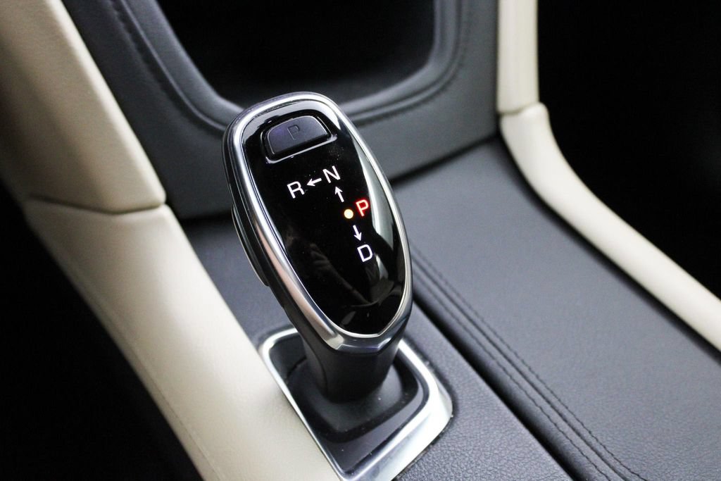 Used 2019 Cadillac XT5 FWD image 37