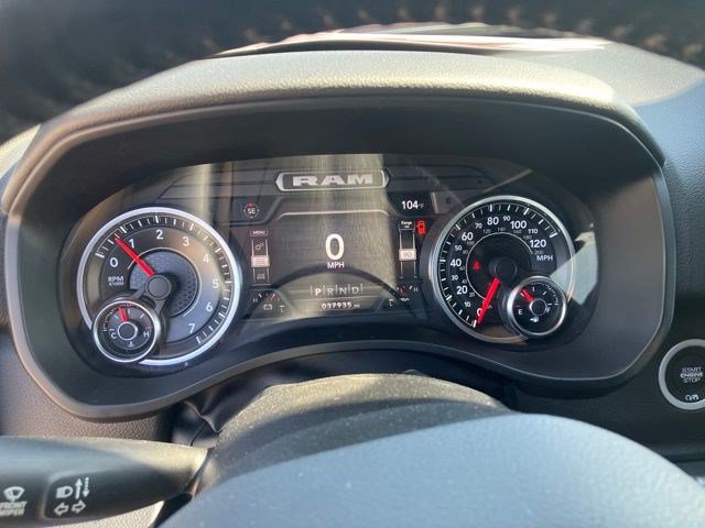 Used 2022 RAM 1500 Big Horn AWD/4WD image 17