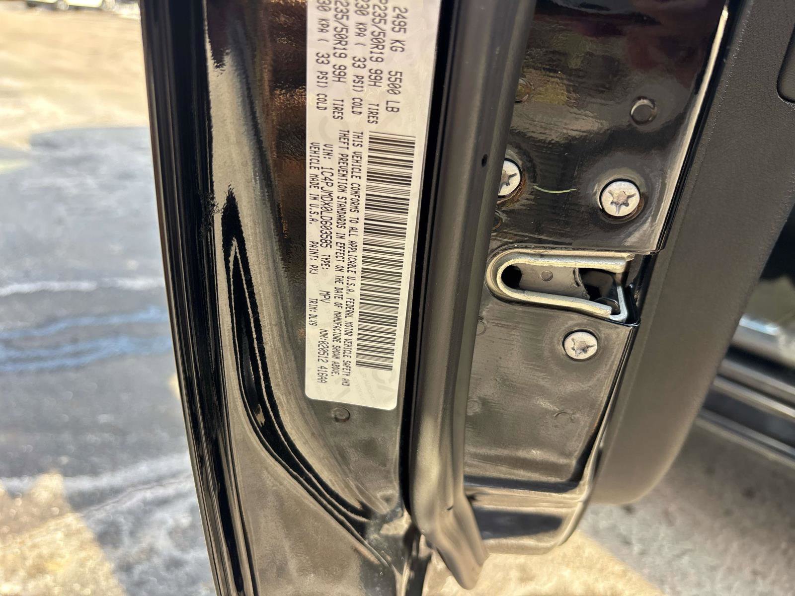 Used 2020 Jeep Cherokee High Altitude image 25