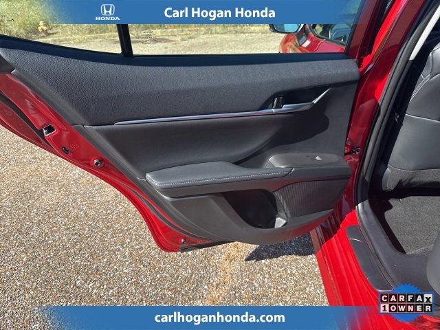 Used 2023 Toyota Camry XSE image 16