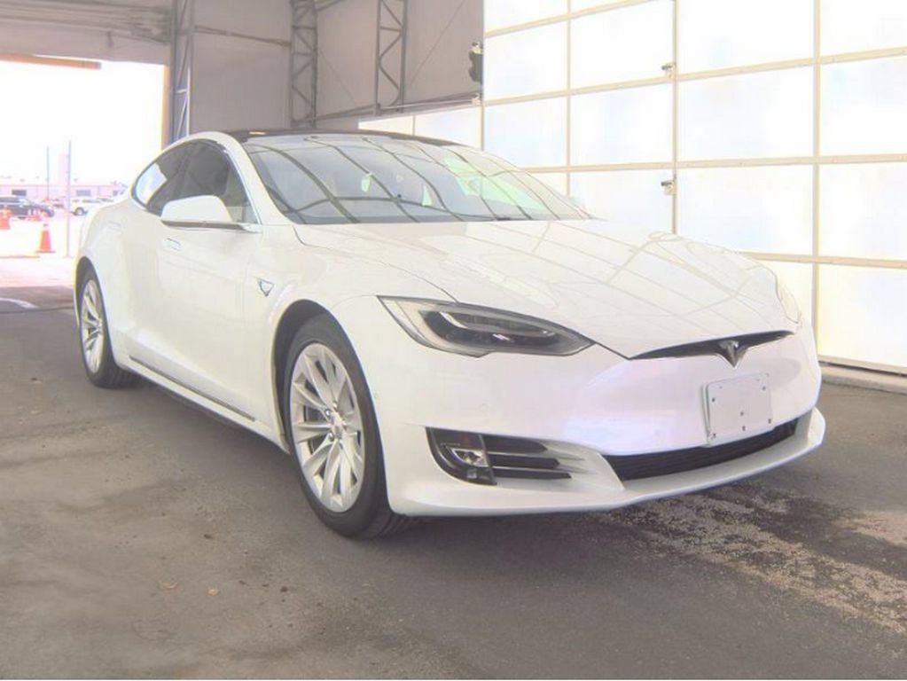 Used 2020 Tesla Model S Long Range AWD/4WD image 4