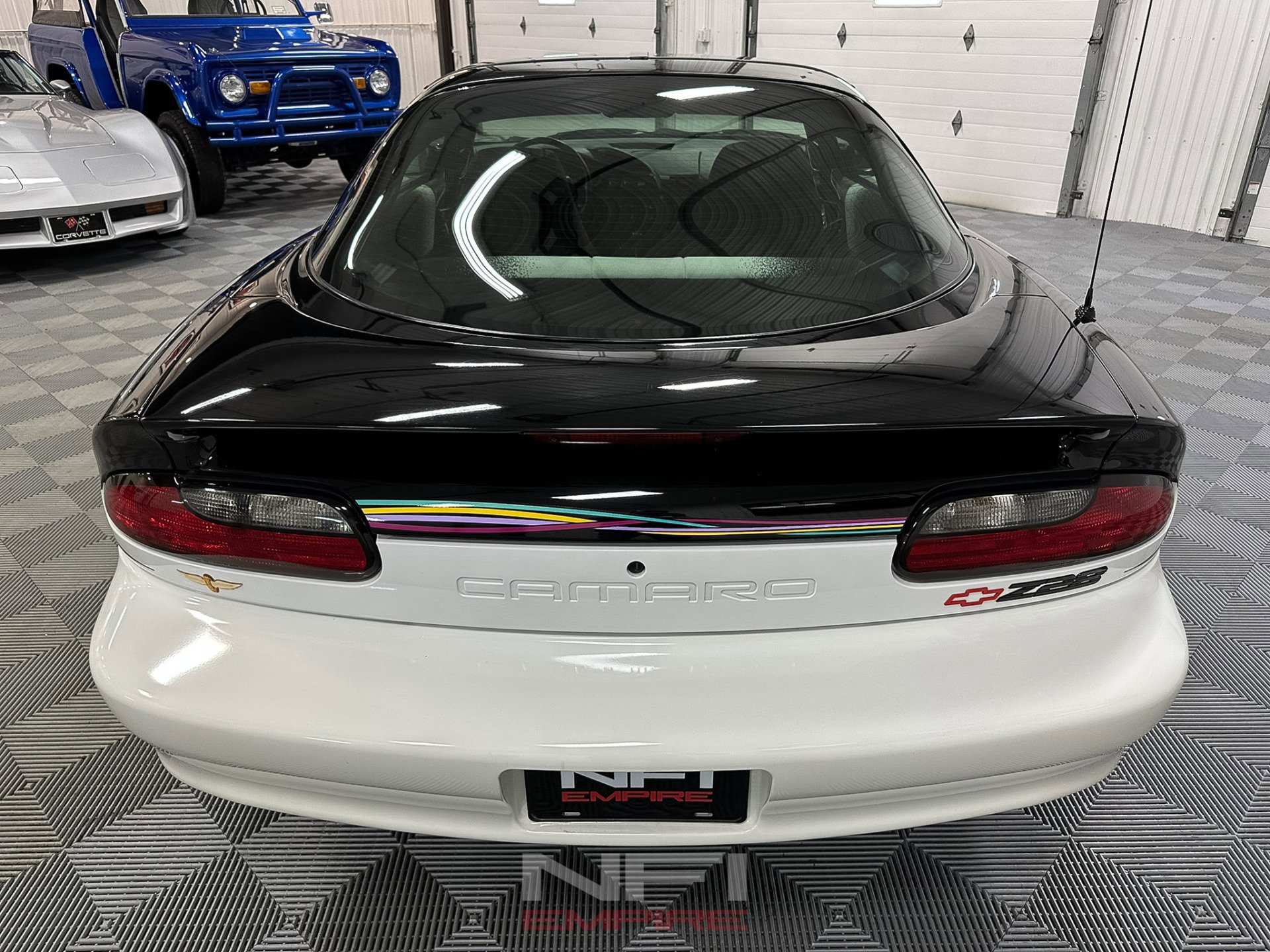 Used 1993 Chevrolet Camaro Z28 image 9