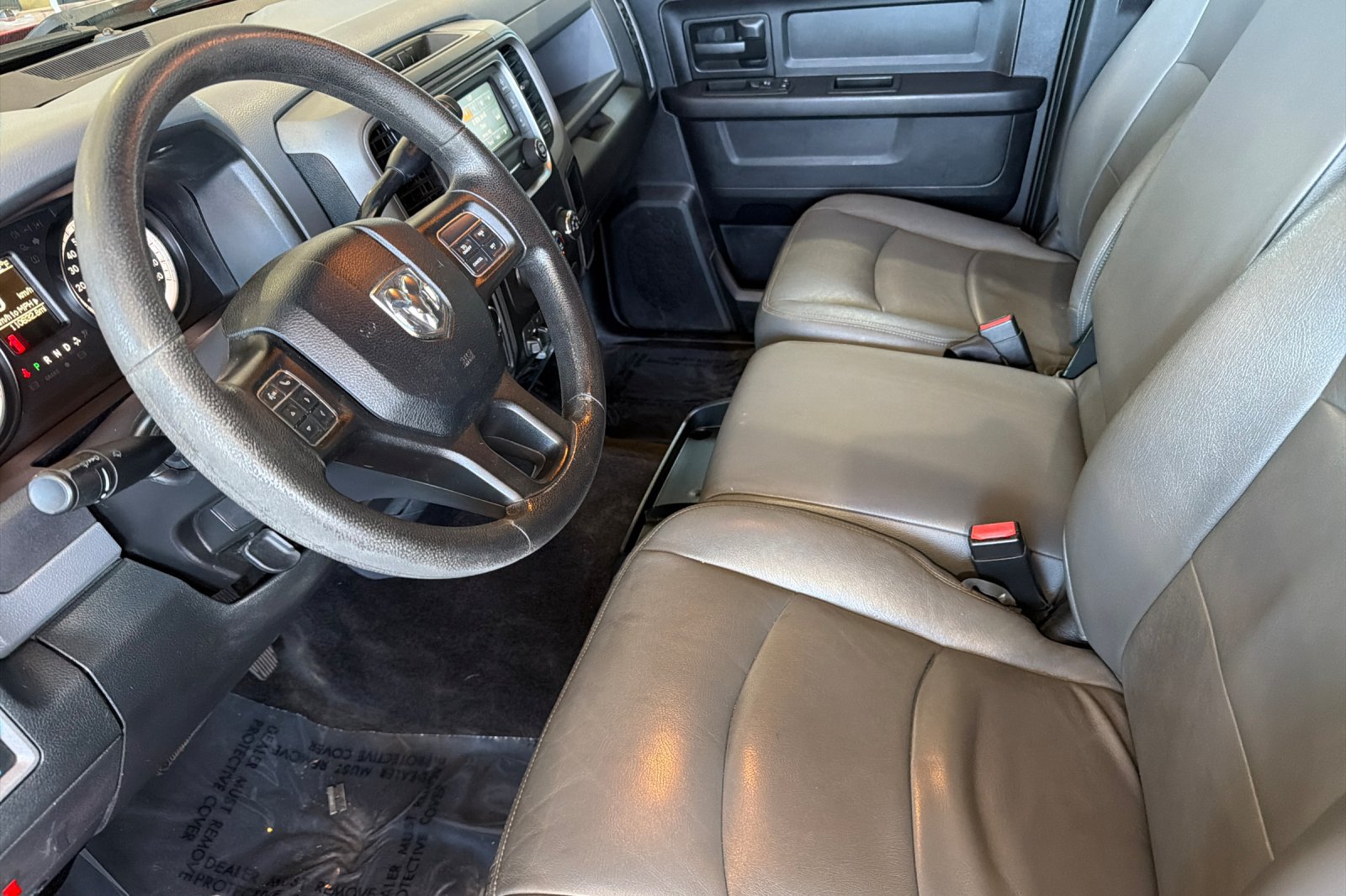 Used 2016 RAM 2500 Tradesman w/ Chrome Appearance Group AWD/4WD image 8