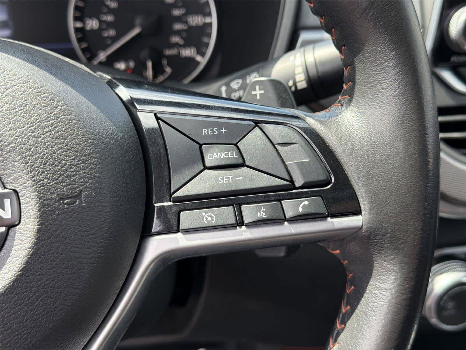 Used 2024 Nissan Altima 2.5 SR FWD image 34