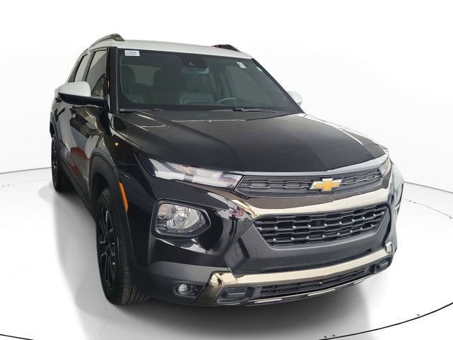 Used 2023 Chevrolet TrailBlazer ACTIV FWD image 2
