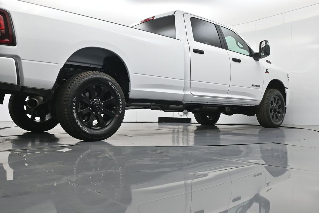 New 2026 RAM 3500 Big Horn AWD/4WD image 51