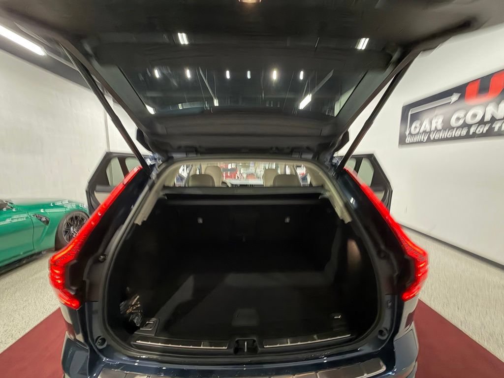 Used 2023 Volvo XC60 B5 Plus w/ Climate Package AWD/4WD image 53