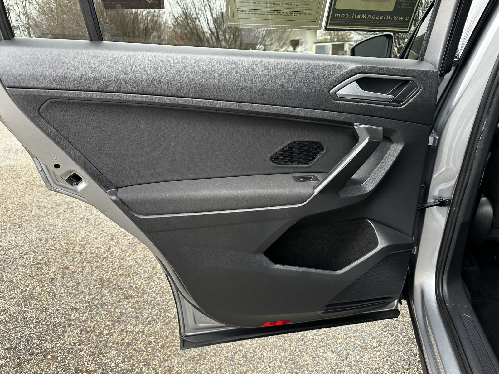 Used 2021 Volkswagen Tiguan S image 21