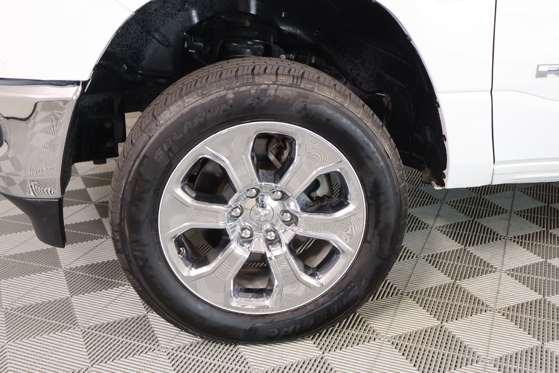 Used 2022 RAM 1500 Big Horn AWD/4WD image 17
