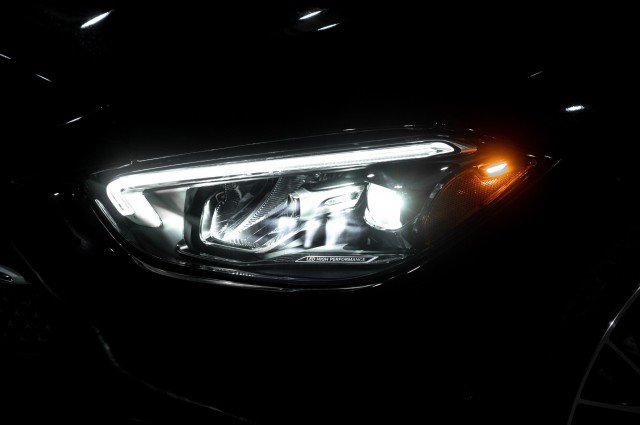 Certified 2026 Mercedes-Benz C 300 4MATIC Sedan image 8