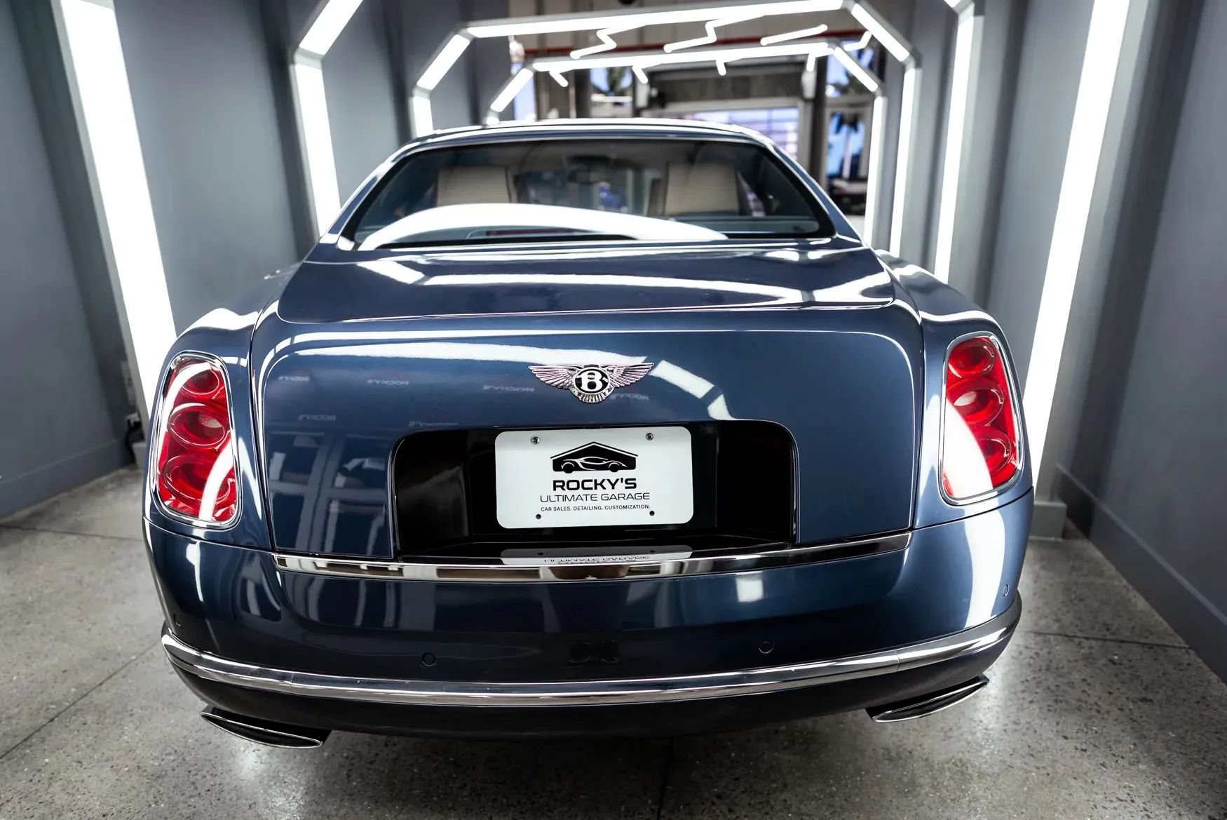 Used 2011 Bentley Mulsanne RWD image 6